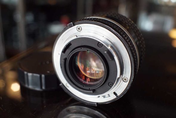 Nikon Nikkor 35mm F/2 AI-S, worn