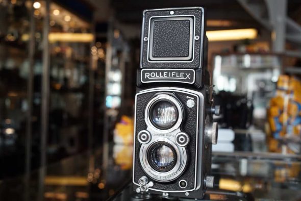 Rolleiflex TLR camera w/Carl Zeiss Tessar 3.5 / 75mm, OUTLET