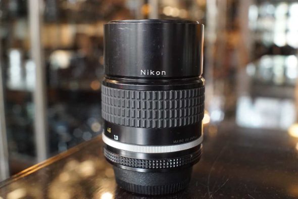 Nikon Nikkor 135mm F/2.8 AI-S lens