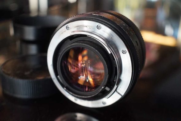 Leica Leitz Summilux-R 50mm f/1.4 3cam + 12508 hood