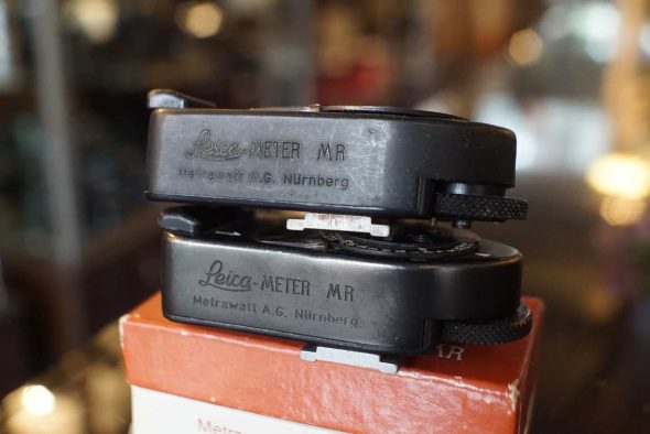 Lot of 2 black Leica MR meters, untested
