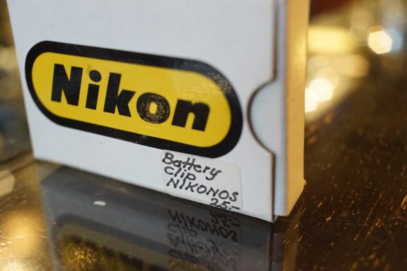Battery compartment for Nikonos camera