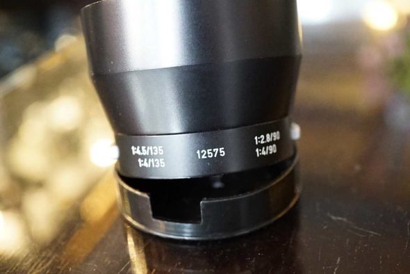 Leitz Leica 12575 lenshood for 90 and 135mm M lenses