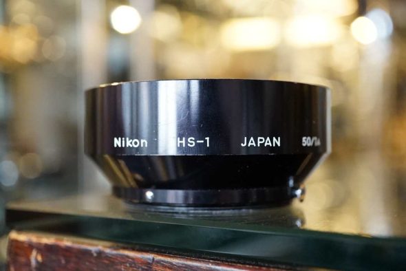 Nikon HS-1 metal clip-on lenshood for 50 1.4 lenses