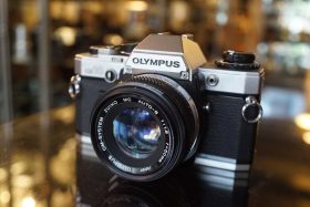 Olympus OM10 kit w/ Zuiko 50mm f/1.8 MC