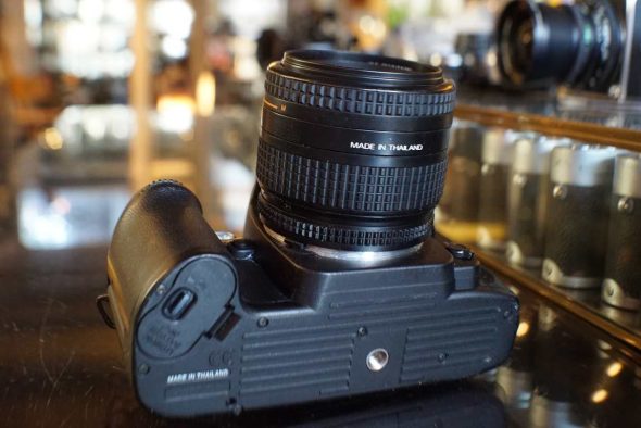 Nikon F80 kit + 35-70mm zoom