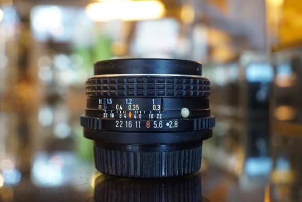 Pentax-M SMC 28mm F/2.8 lens for PK, aperture slow