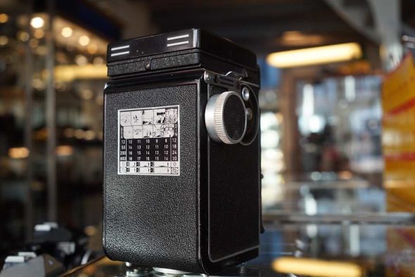 Rolleicord Vb TLR camera with Schneider 75mm F/3.5 lenses
