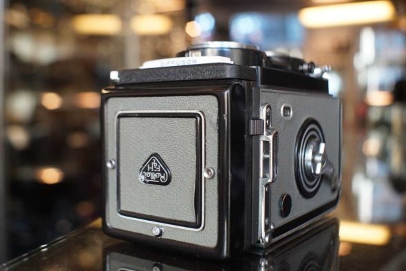 Rolleiflex T Grey with 75mm F/3.5 lenses, shutter service