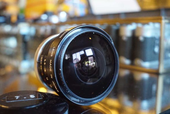 Canon FD 7.5mm F/5.6 fisheye lens