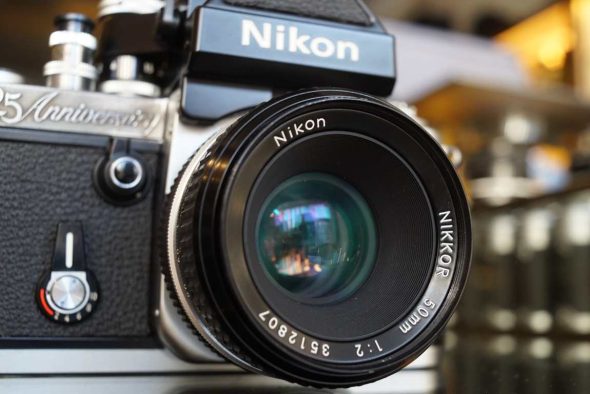 Nikon F2A 25 Year Anniversary special edition + 50mm F/2 AI kitlens