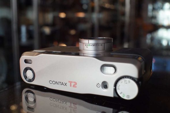 Contax T2 champagne, with case and strap