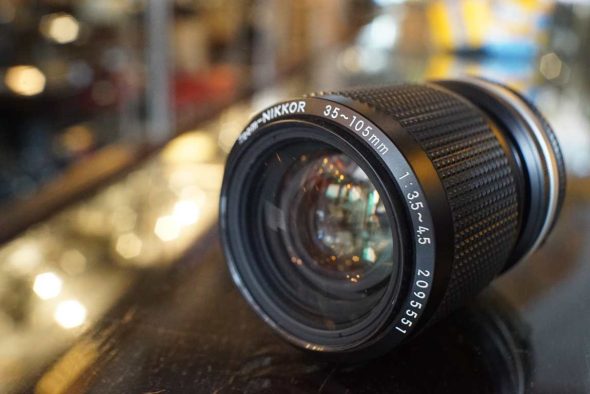 Nikon Zoom-Nikkor 35-105mm f/3.5 AIS