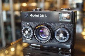 Rollei 35S black w/ HFT Sonnar 40mm f/2.8 OUTLET
