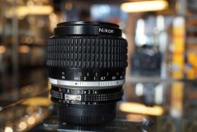 Nikon Nikkor 35mm F/1.4 AI-S lens