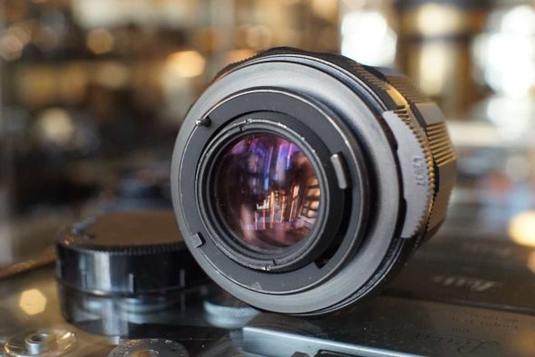 Pentax Super-Multi-Coated Takumar 35mm F/2 M42 lens