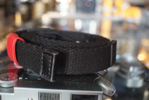 Sturdy camera strap for Rolleiflex 2.8F and 3.5F