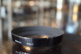 Nikon HN-1 metal screw in lenshood