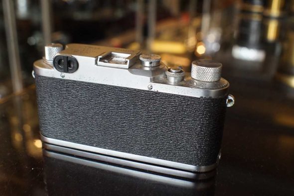 Leica IIIc body in leather case, OUTLET