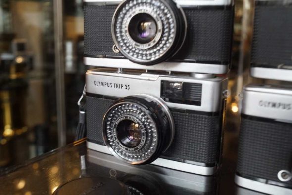 Lot of 4x Olympus Trip 35 cameras, OUTLET