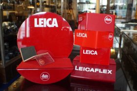 Leica display stands in red, various versions, 6 pieces