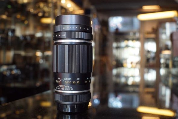 Pentax Takumar 200mm F/5.6 lens for M42