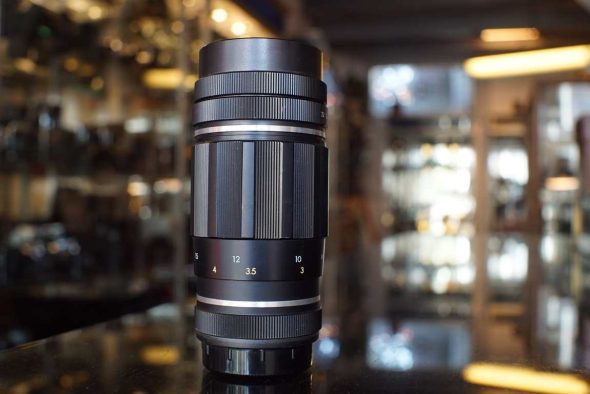 Pentax Takumar 200mm F/5.6 lens for M42