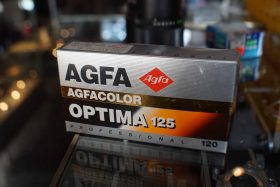 AGFA Optima 125 ISO film, 4x 120 film in box, expired 1994