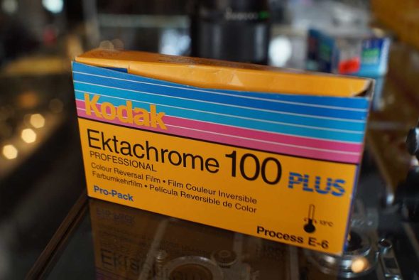 Kodak Ektachrome 100 Plus, 5x expired 120 films in box, 04/2000