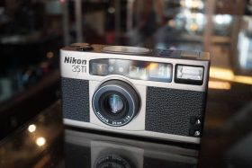 Nikon 35TI point and shoot camera