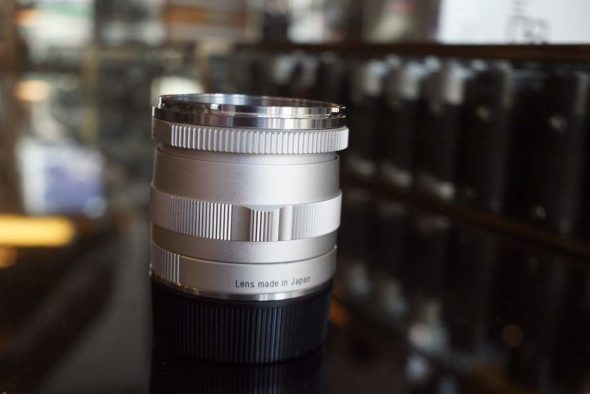 Carl Zeiss 25mm F/2.8 ZM silver for Leica M, new grease