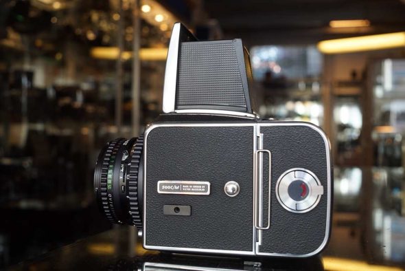 Hasselblad 500CM + 80mm F/2.8 Planar lens + A12 film magazine