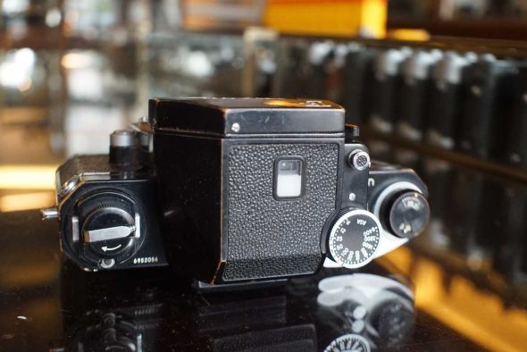 Nikon F black with photomic finder, OUTLET