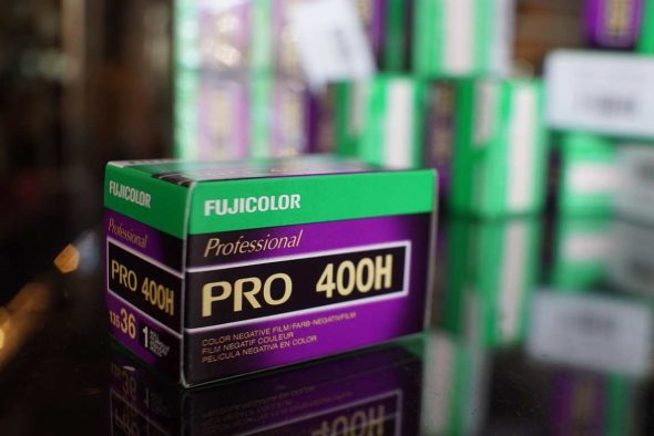 FujiFilm Pro400H color negative film / 135-36 (2019)