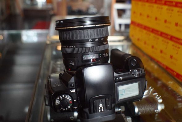Canon EOS 5 + EF 20-35mm f/3.5-4.5 USM
