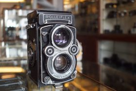 Rolleiflex 3.5F w/ Planar 75mm f/3.5, WORN