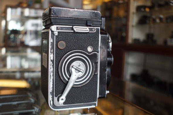 Rolleiflex 3.5F w/ Planar 75mm f/3.5, WORN