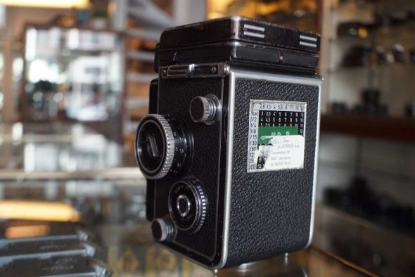 Rolleiflex 3.5F w/ Planar 75mm f/3.5, WORN