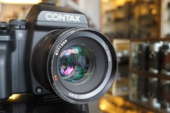 Contax 645 + Zeiss Planar 80mm F/2 T* kit