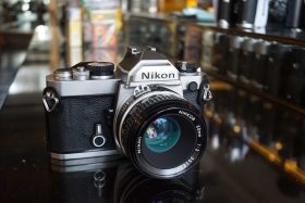 Nikon FM silver + Nikkor 50mm f/2 AI