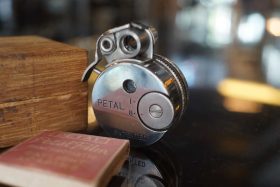 Petal Subminiature camera in wooden case