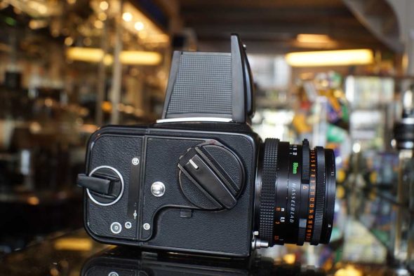 Hasselblad 500CM black kit + Carl Zeiss Planar CF 80