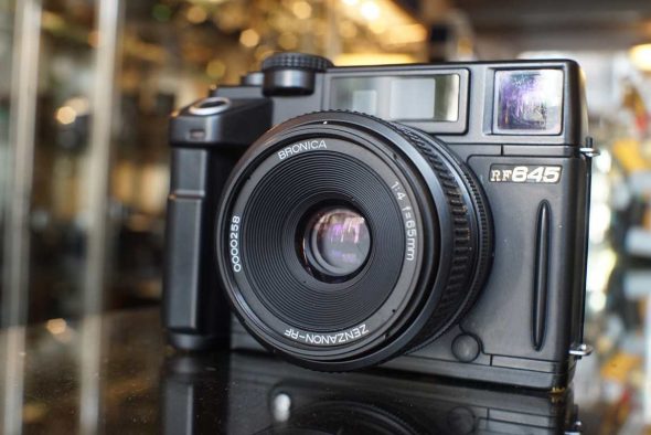 Bronica RF645 rangefinder camera + Zenzanon 65mm F/4 lens