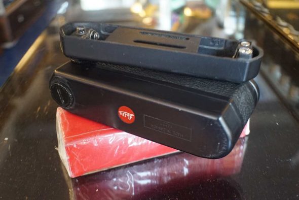Leica 14227 Motor Winder M4-2 + extra boxed battery insert