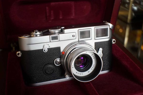 Leica 10440 M6J + Elmar-M 50mm F/2.8 in collectors case/box