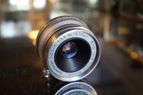 Leica Summaron 35mm F/3.5 LTM lens