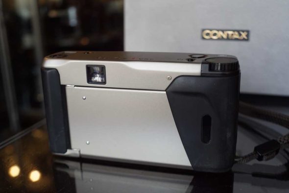 Contax TVSII w/ Zeiss Vario-Sonnar lens Boxed