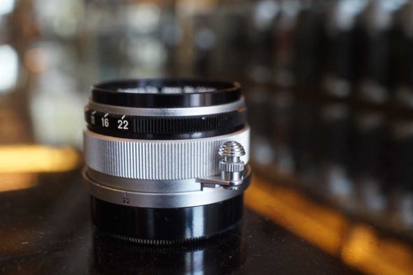 Canon lens 35mm 1:1.8 in Leica screw mount