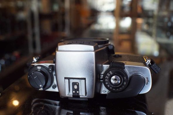 Leica R6 chrome body