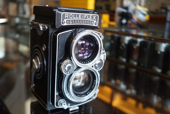 Rolleiflex 2.8E TLR with Planar lenses